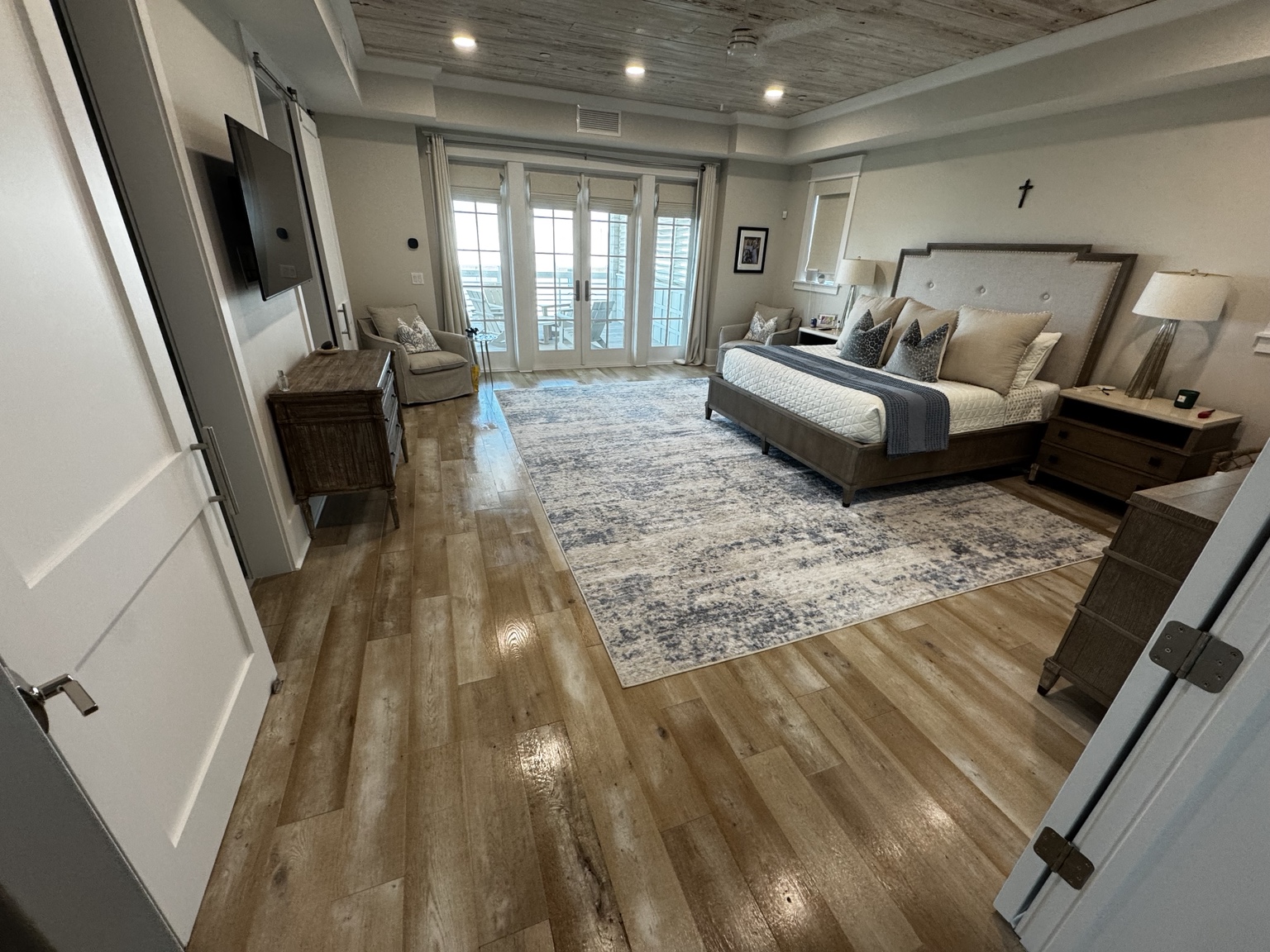 Clean and guest-ready bedroom
